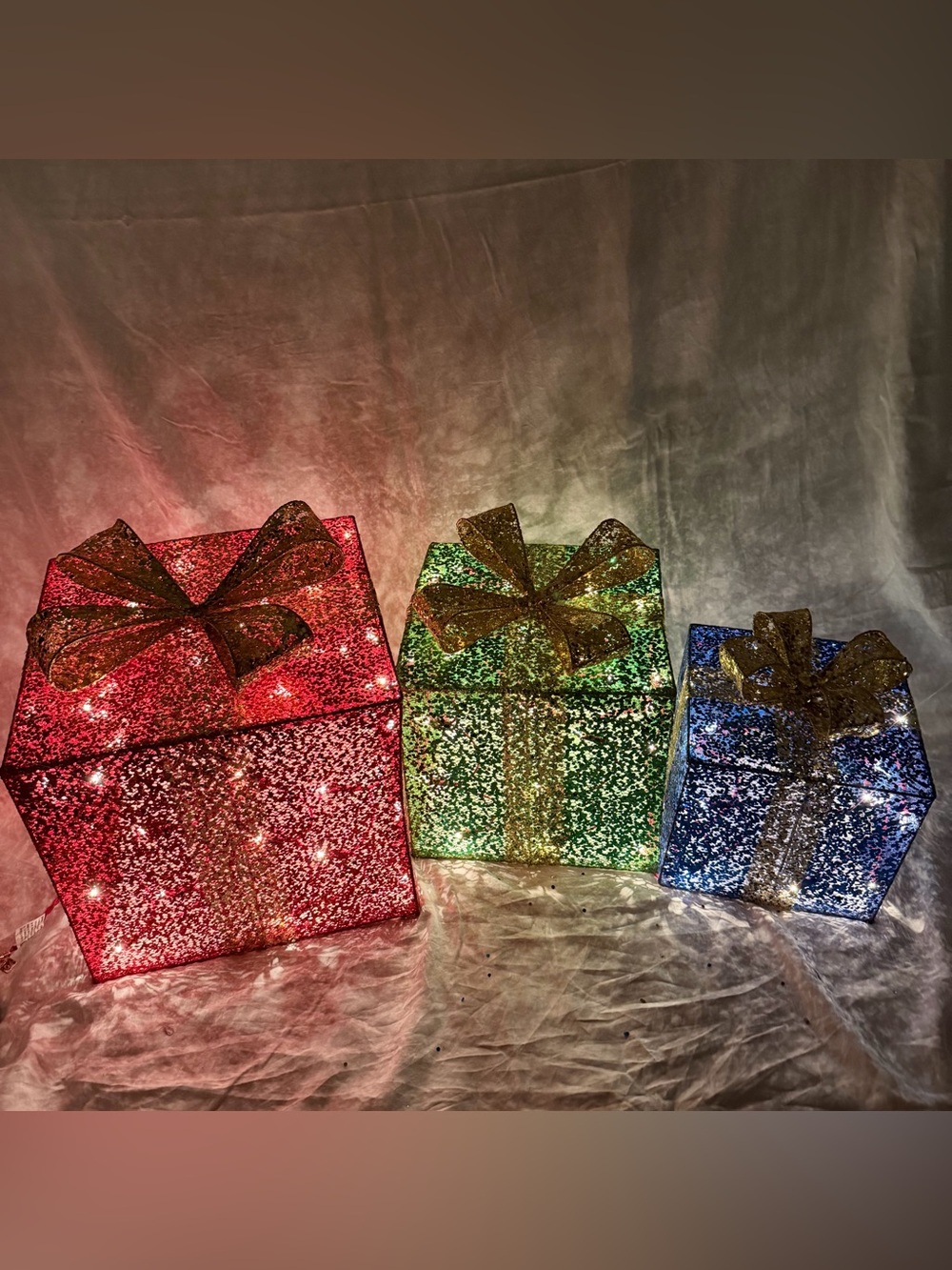 3 Pc Wonder Shop Lighted Gift Boxes Christmas Decor Presents Bows Red Green Blue